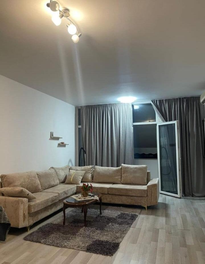 Parid 2 Appartement *